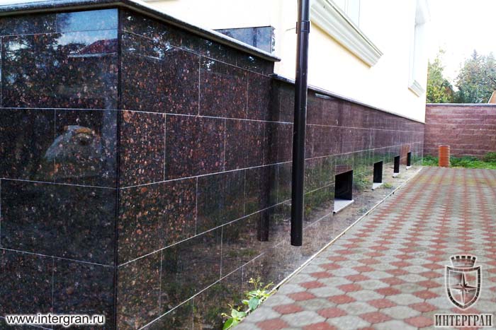 Облицовка фасада гранитом в Москве | Цена на отделку фасада дома гранитом